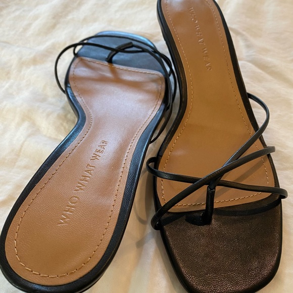 Who What Wear black leather strappy sandals, size 8 - Picture 2 of 6
